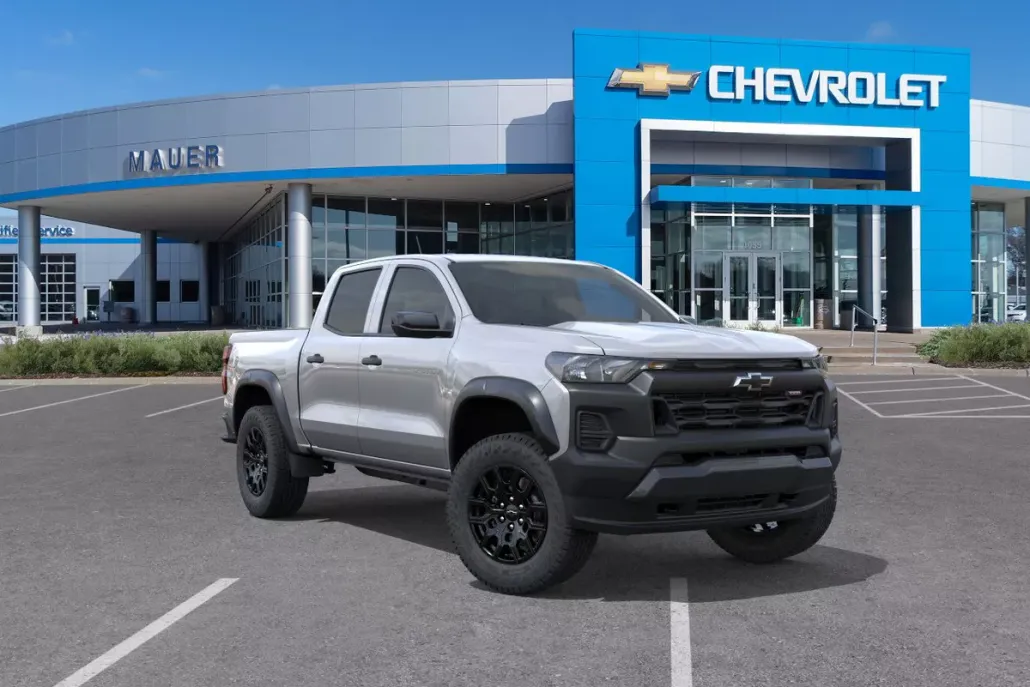 2026 Chevrolet Colorado Trail Boss photo 1