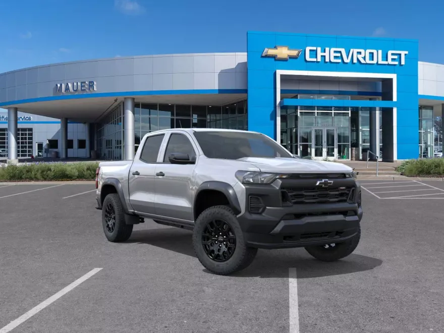 2026 Chevrolet Colorado Trail Boss photo 1