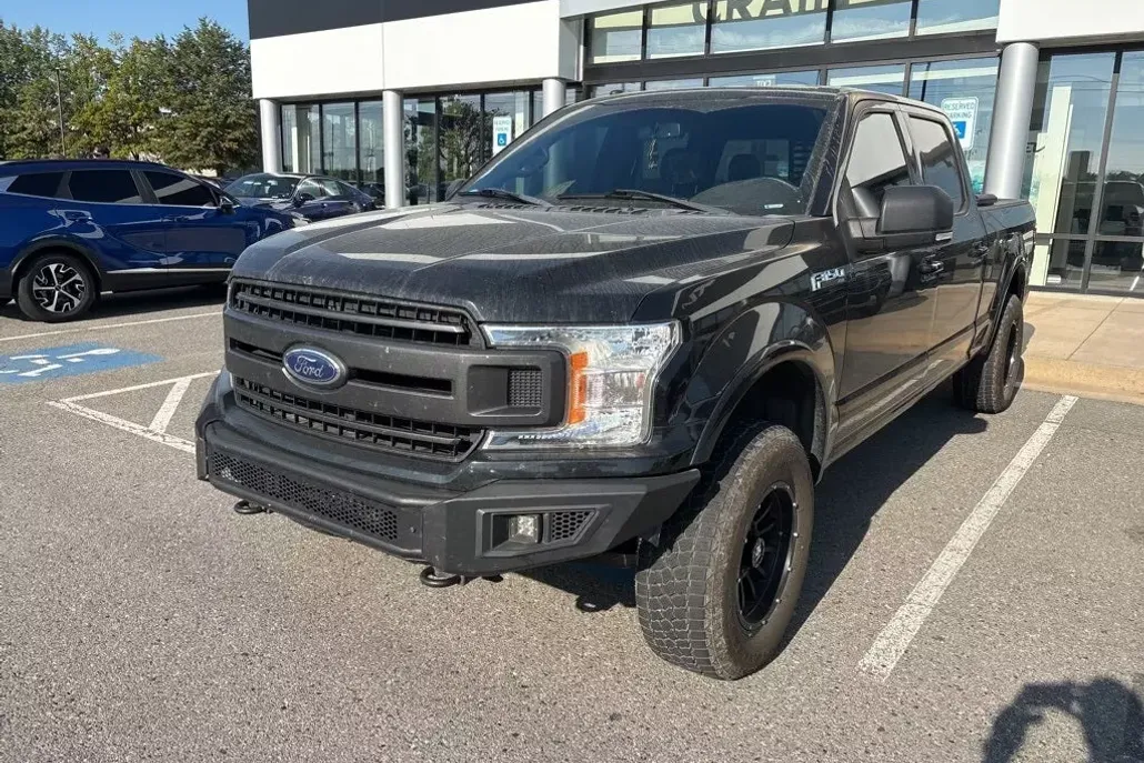 2018 Ford F-150 XLT photo 1