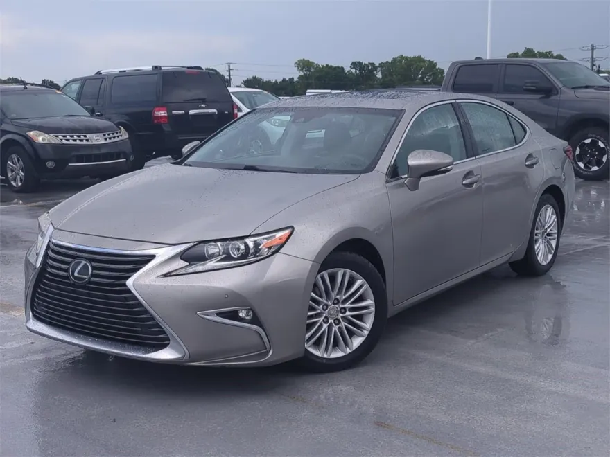 2016 Lexus ES 350 photo 1
