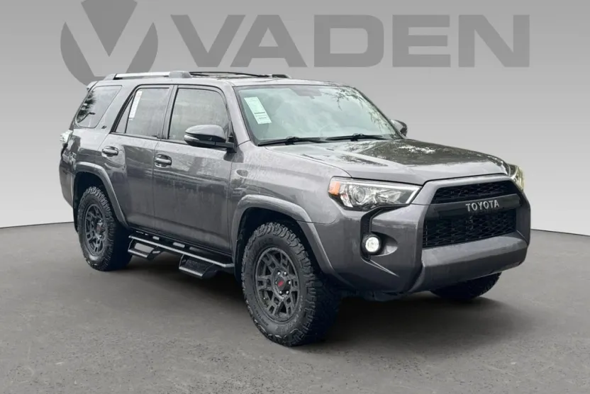 2019 Toyota 4Runner SR5 Premium photo 1