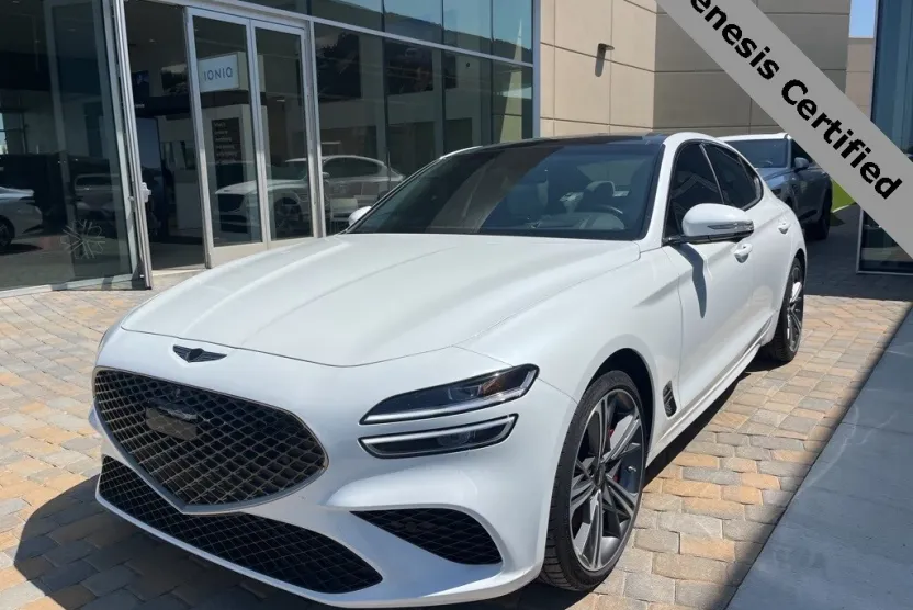 2025 Genesis G70 3.3T Sport Advanced photo 1