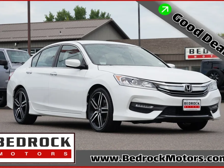 2017 Honda Accord Sport photo 1