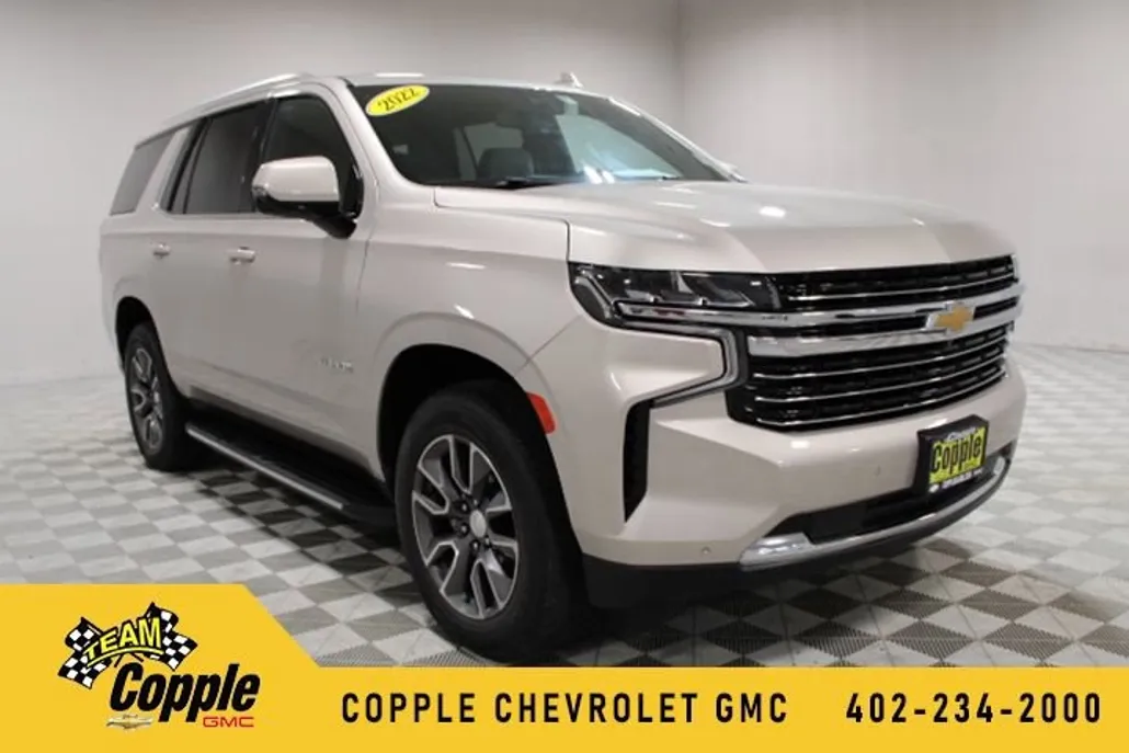2022 Chevrolet Tahoe LT photo 1
