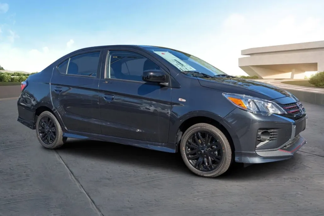 2024 Mitsubishi Mirage G4 ES photo 1