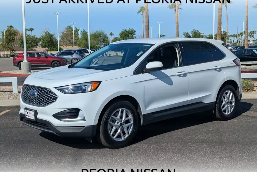 2024 Ford Edge SEL photo 1