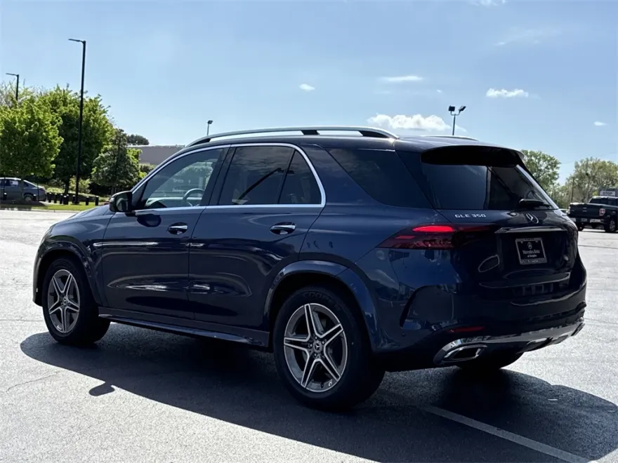 2025 Mercedes Benz GLE 350 4MATIC photo 1