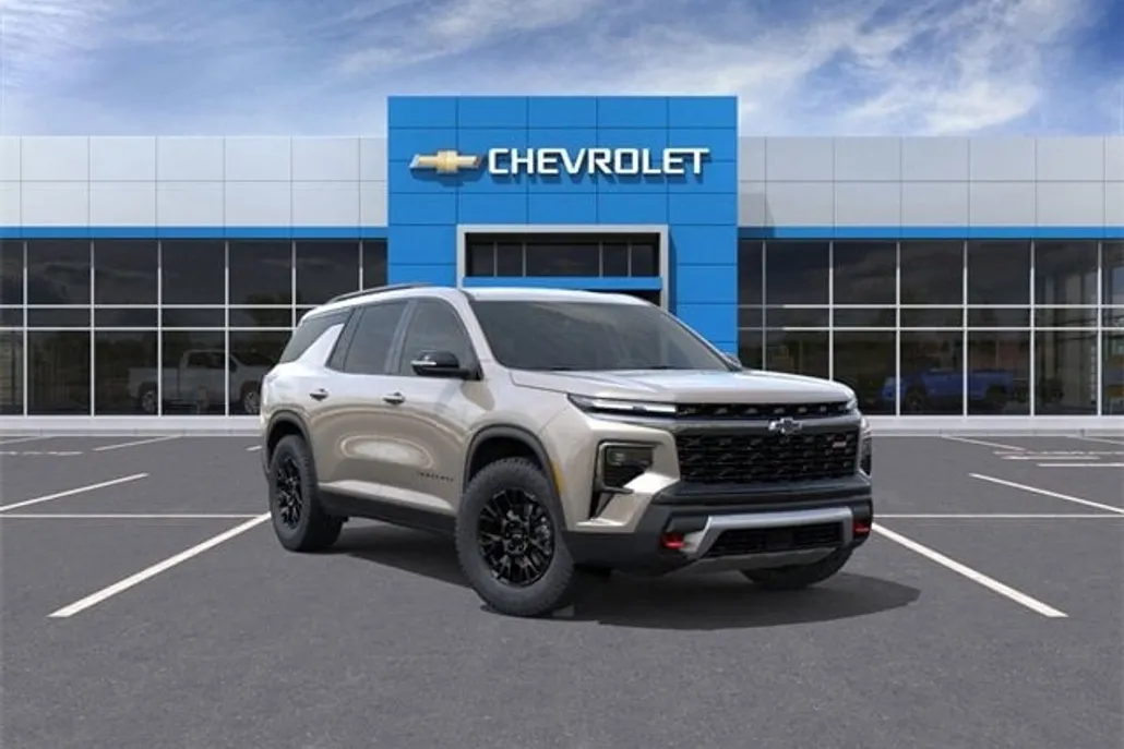 2026 Chevrolet Traverse Z71 photo 1