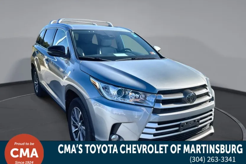 2019 Toyota Highlander XLE photo 1