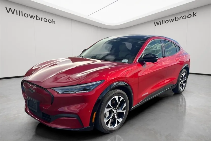 2022 Ford Mustang Mach-E Premium photo 1