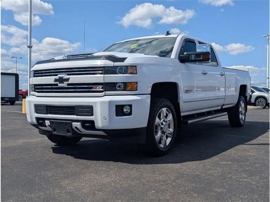 2017 Chevrolet Silverado 2500HD LTZ photo 1