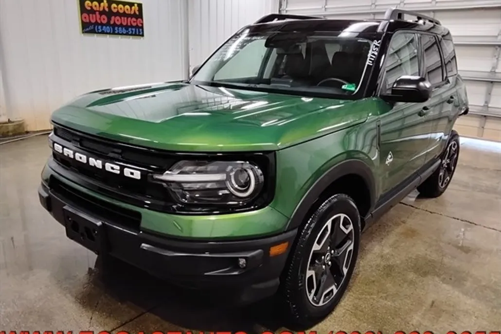 2024 Ford Bronco Sport Outer Banks photo 1