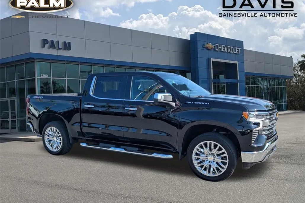 2026 Chevrolet Silverado 1500 LTZ photo 1