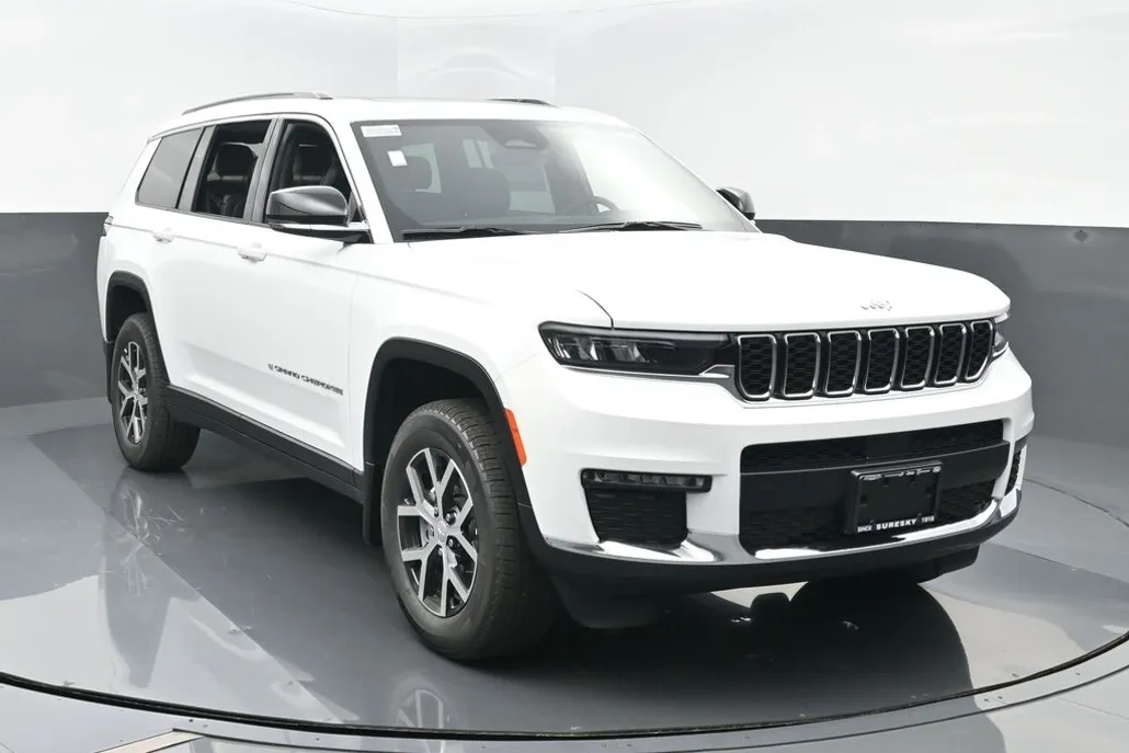 2025 Jeep Grand Cherokee Limited photo 1