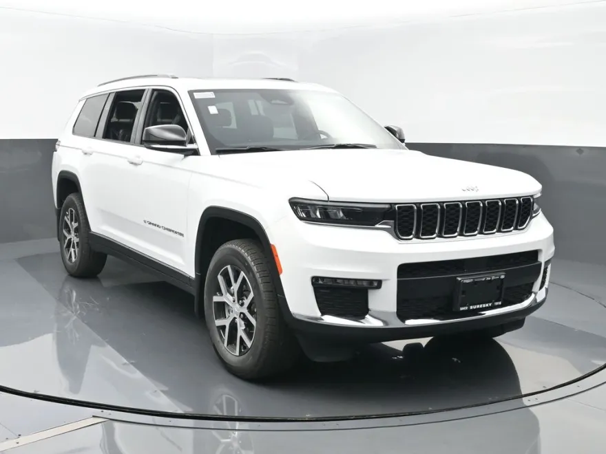 2025 Jeep Grand Cherokee Limited photo 1