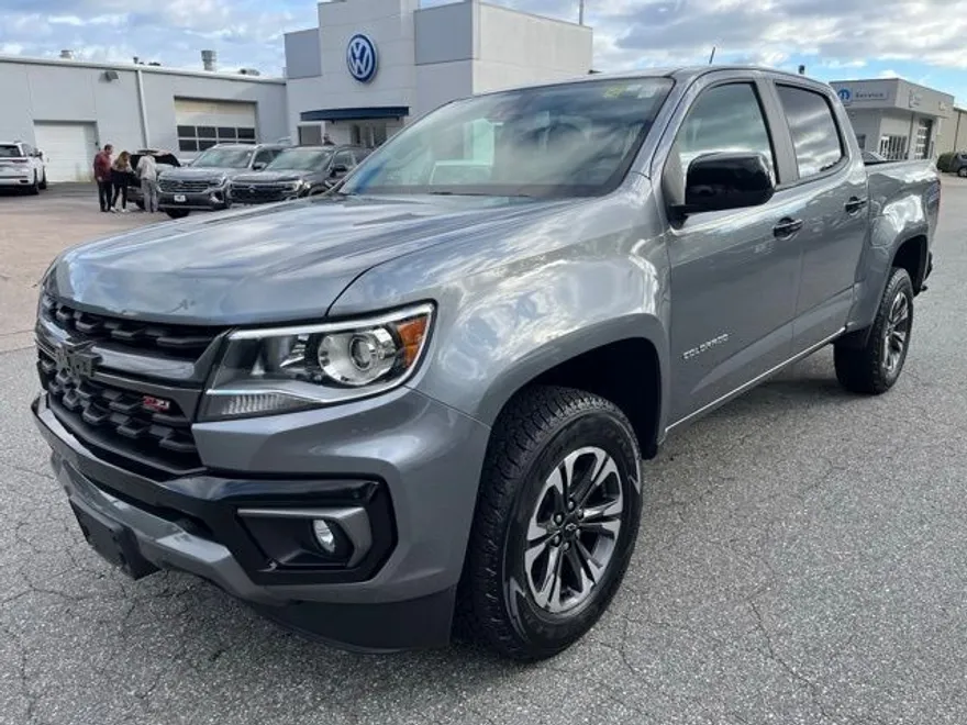 2022 Chevrolet Colorado Z71 photo 1
