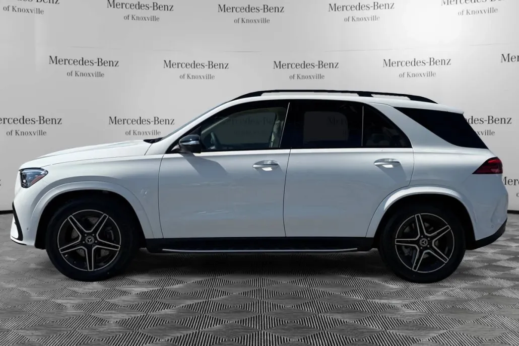 2026 Mercedes Benz GLE 450 4MATIC photo 1