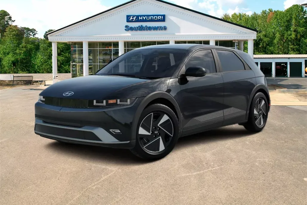2025 Hyundai Ioniq 5 SE photo 1
