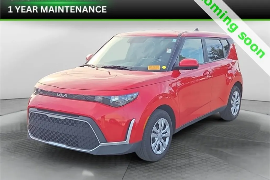 2024 Kia Soul LX photo 1