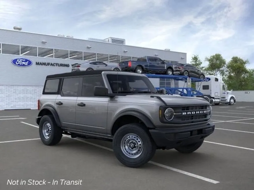 2025 Ford Bronco Base photo 1