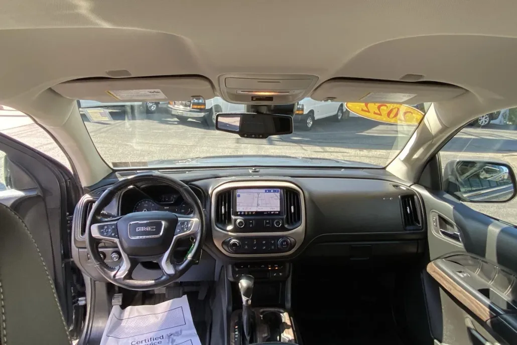 2022 Gmc Canyon Denali photo 1