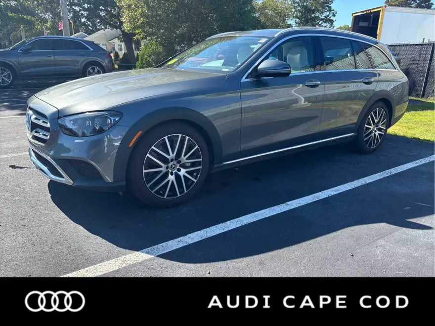 2021 Mercedes Benz E 450 Wagon photo 1