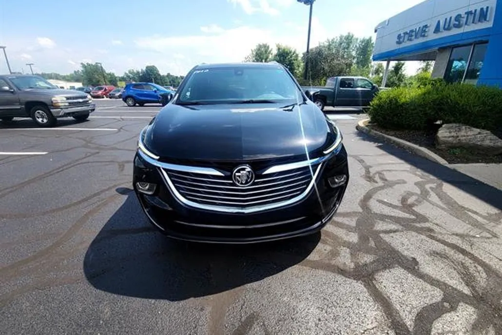 2023 Buick Enclave Essence photo 1