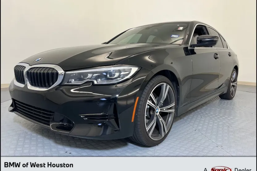 2022 Bmw 330i photo 1