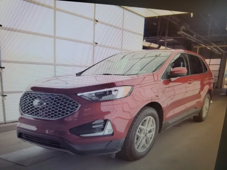 2023 Ford Edge SEL photo 1
