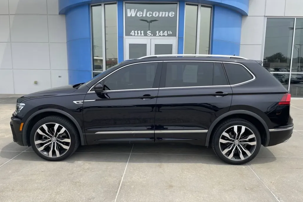2020 Volkswagen Tiguan SEL Premium R-Line photo 1