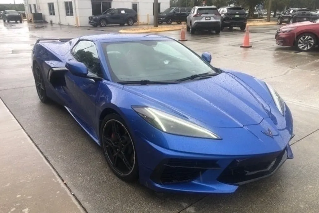 2021 Chevrolet Corvette Stingray 2LT photo 1
