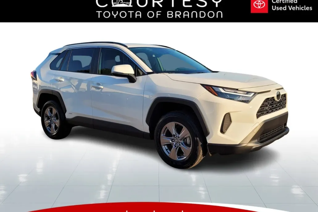 2025 Toyota RAV4 Hybrid XLE photo 1