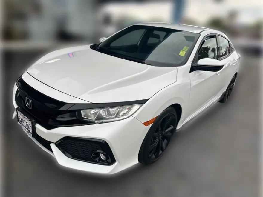 2018 Honda Civic Sport photo 1