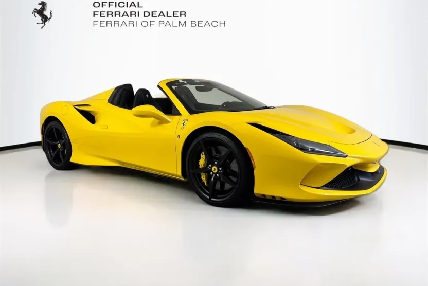 2021 Ferrari F8 Spider photo 1
