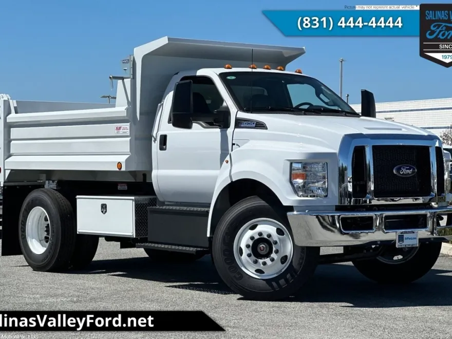 2025 Ford F-650 SuperCab photo 1