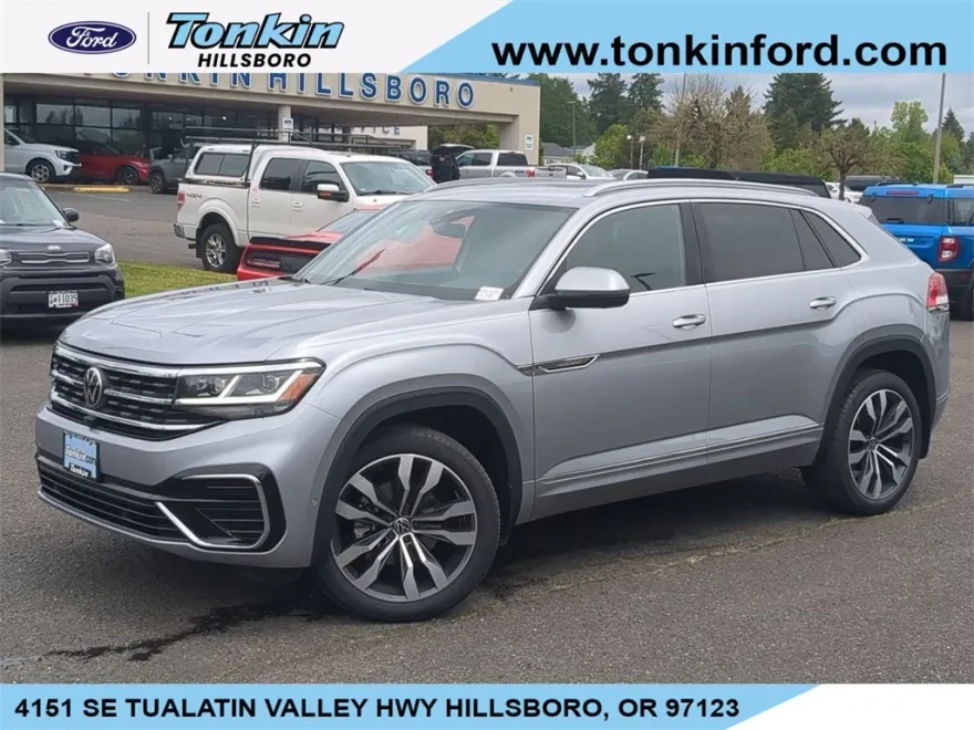2022 Volkswagen Atlas Cross Sport V6 SEL Premium R-Line photo 1