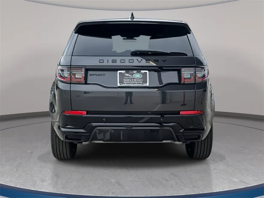 2025 Land Rover Discovery Sport SE photo 1