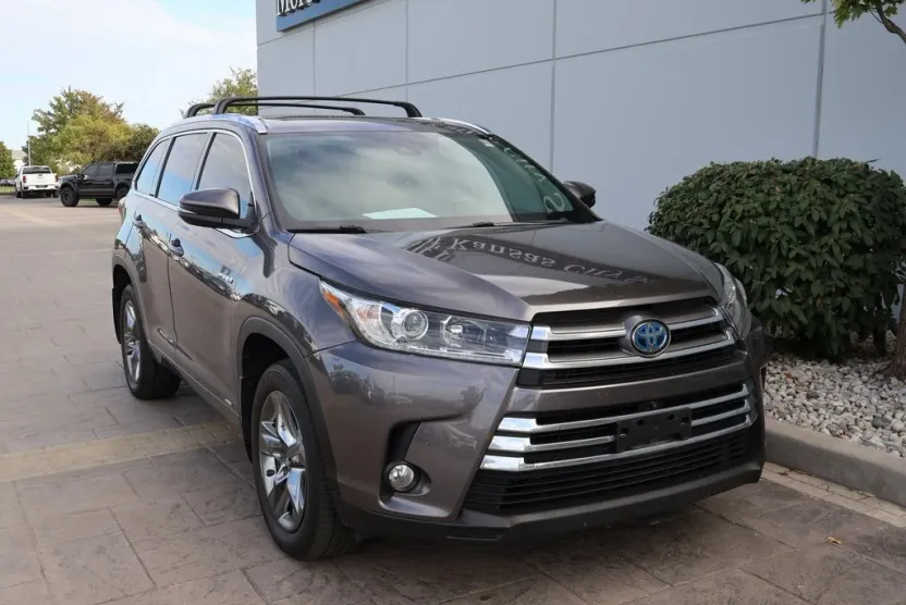 2018 Toyota Highlander Hybrid Limited Platinum photo 1