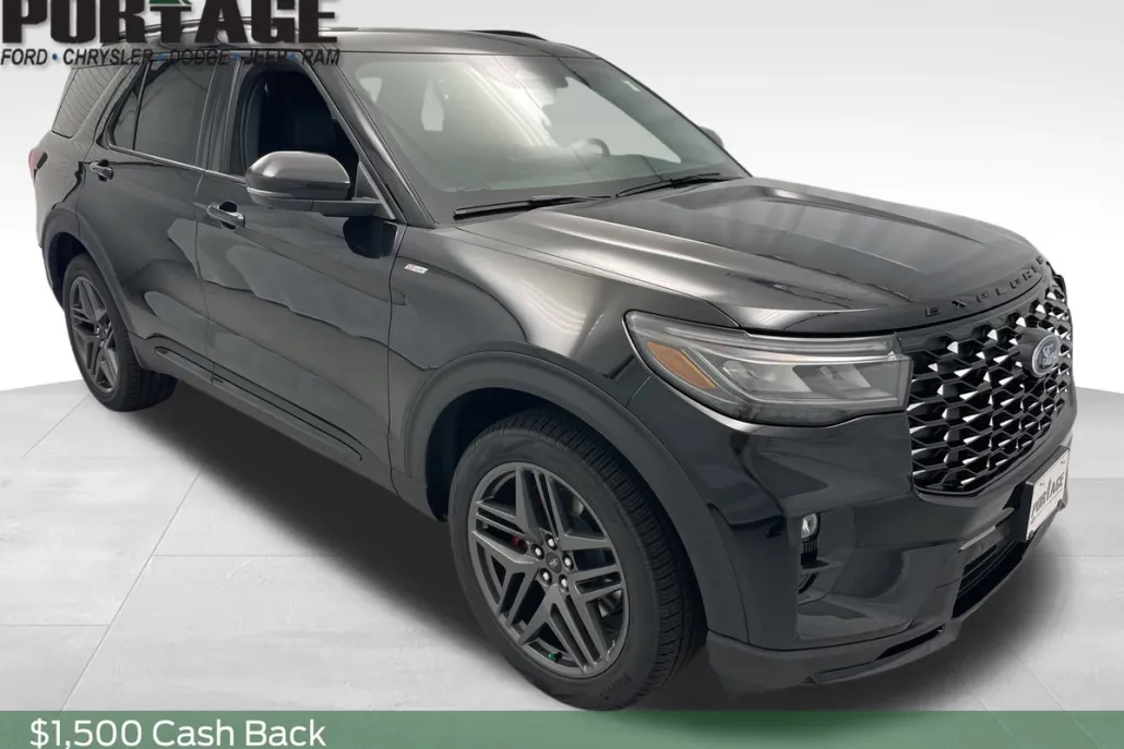 2025 Ford Explorer ST-Line photo 1