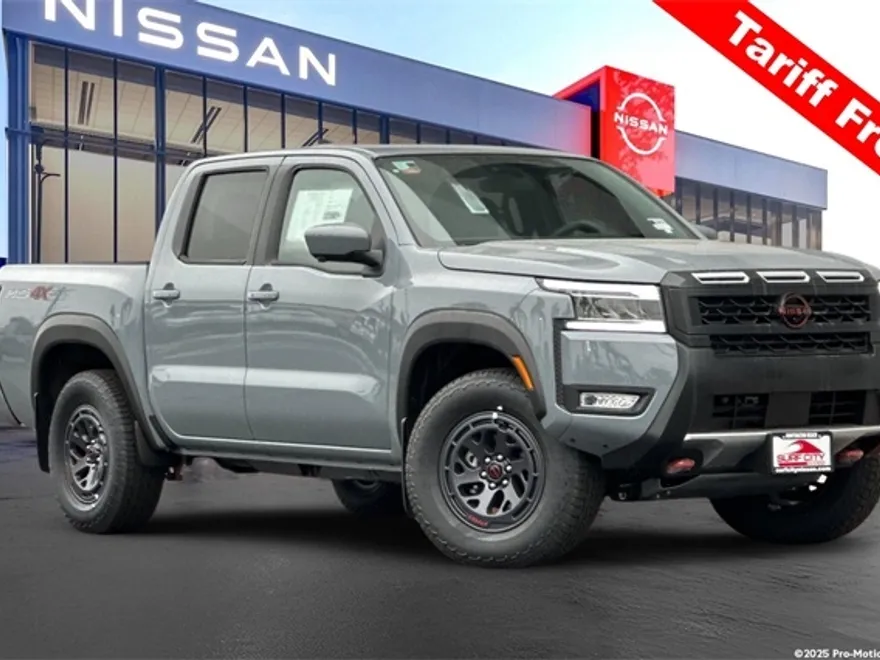 2025 Nissan Frontier PRO-4X photo 1