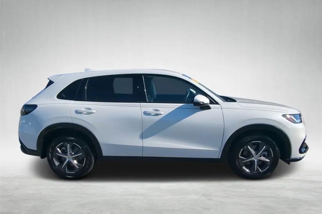 2023 Honda HR-V EX-L 2WD photo 1