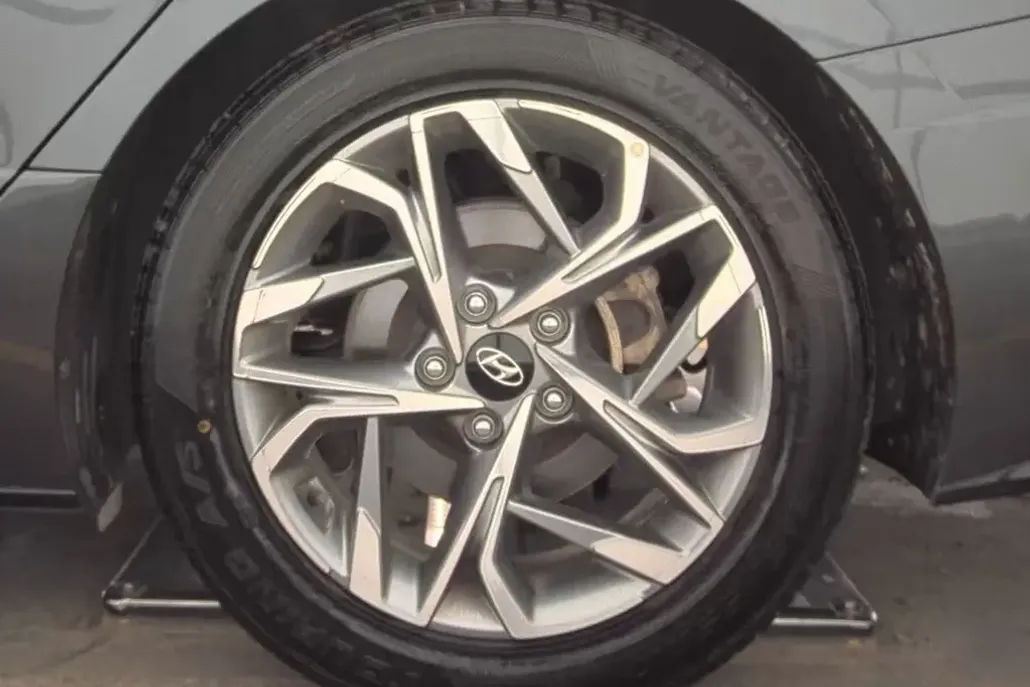 2023 Hyundai Sonata SEL photo 1