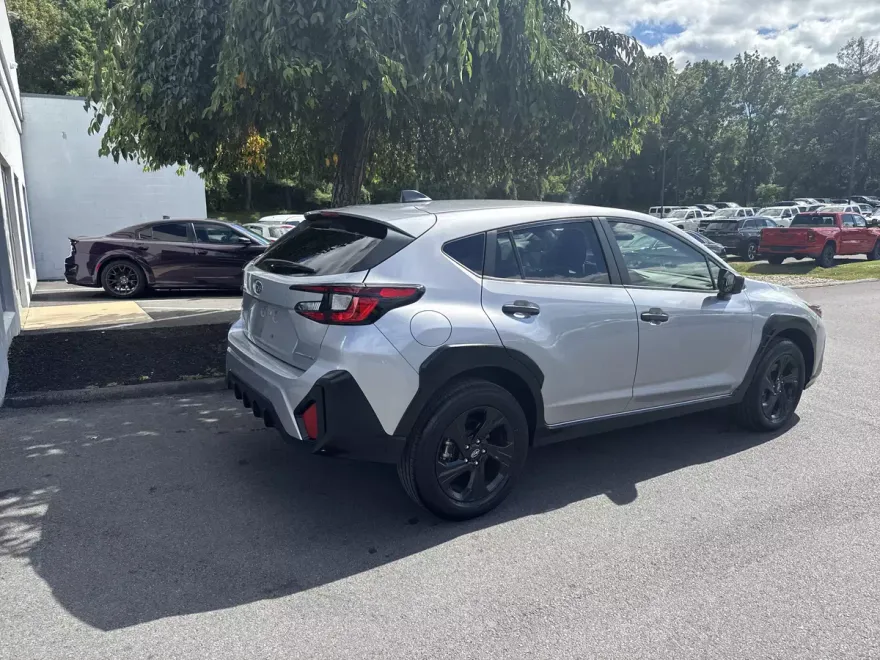 2024 Subaru Crosstrek Base photo 1