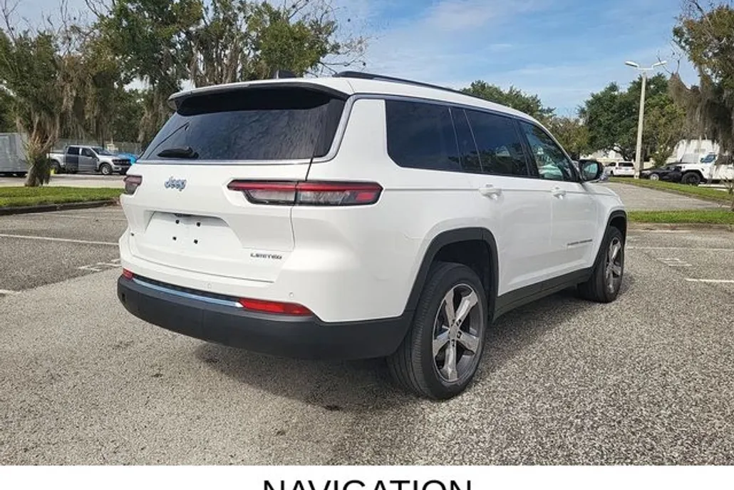 2022 Jeep Grand Cherokee Limited photo 1