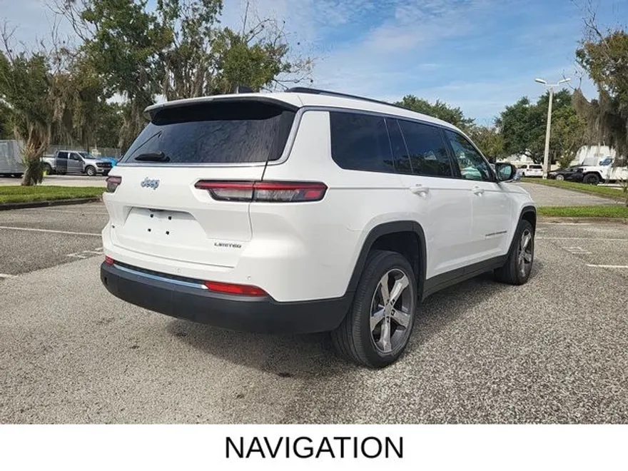 2022 Jeep Grand Cherokee Limited photo 1
