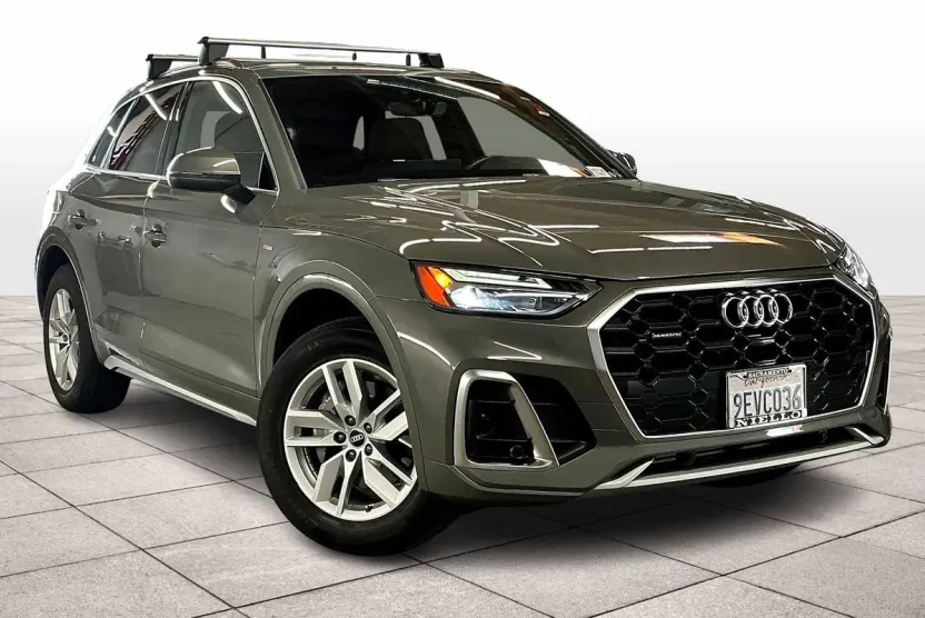 2023 Audi Q5 S line Premium photo 1