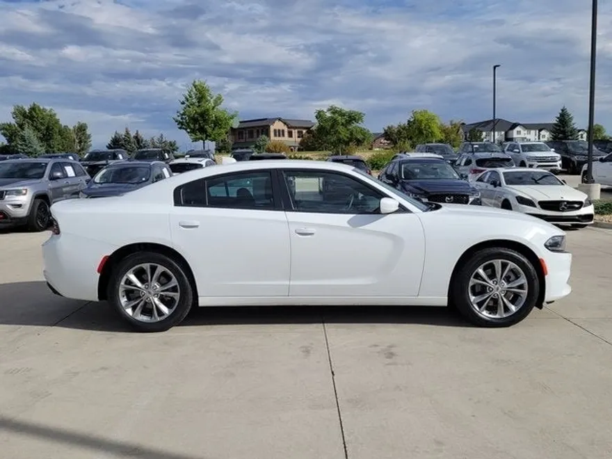 2021 Dodge Charger SXT photo 1