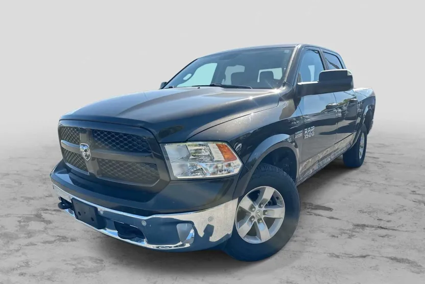 2014 Ram 1500 SLT photo 1