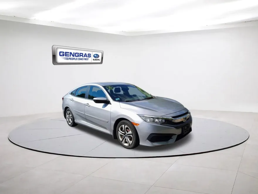 2017 Honda Civic LX photo 1