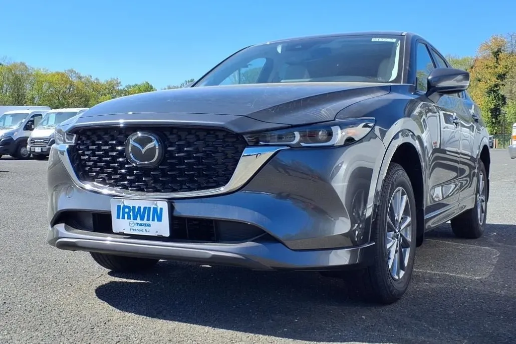 2025 Mazda CX-5 2.5 S Preferred photo 1